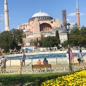 Oda ve Kahvaltı Martı İstanbul