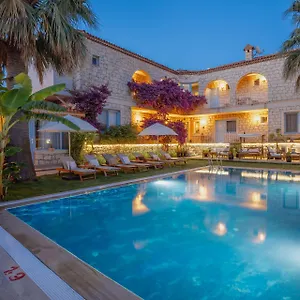 oteli̇ zi̇yaret edi̇n