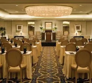 ***** Hotel Four Seasons At Kingdom Center Saudi Arabia